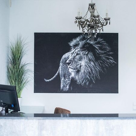 Hotel Leo Eggenstein-Leopoldshafen Eksteriør billede