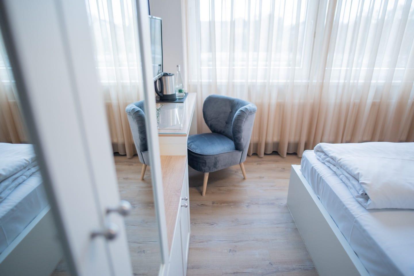 Hotel Leo Eggenstein-Leopoldshafen Eksteriør billede